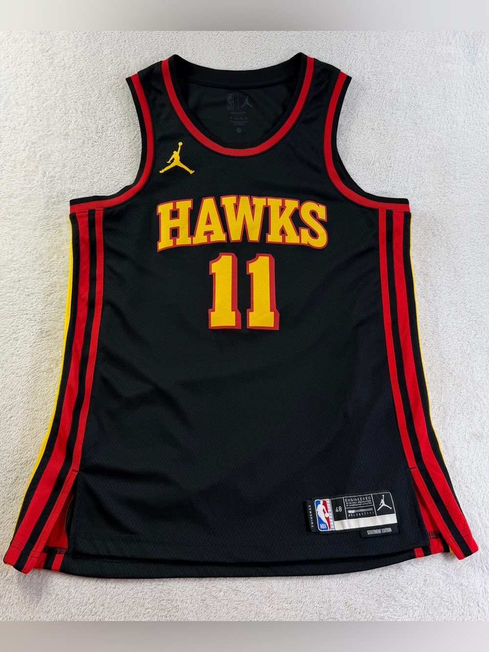 Trae Young Atlanta Hawks Jordan Statement Swingman Jersey 48 L